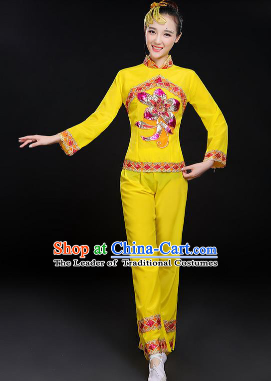 Traditional Chinese Yangge Fan Dancing Costume, Folk Dance Yangko Uniforms, Classic Dance Elegant Dress Drum Dance Paillette Peony Yellow Clothing for Women