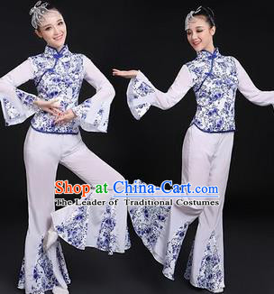 Traditional Chinese Yangge Fan Dancing Costume