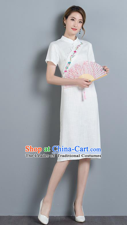 Traditional Ancient Chinese National Costume, Elegant Hanfu Mandarin Qipao Embroidery Stand Collar White Dress, China Tang Suit Chirpaur Upper Outer Garment Elegant Dress Clothing for Women