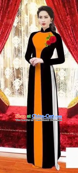 Traditional Top Grade Asian Vietnamese Costumes Classical Wedding Bride Toast Cheongsam, Vietnam National Princess Matching Black Ao Dai Dress for Women