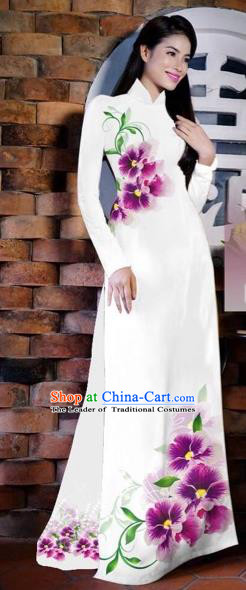 Traditional Top Grade Asian Vietnamese Costumes Classical Painting Flowers White Cheongsam, Vietnam National Vietnamese Young Lady Bride Wedding Ao Dai Dress