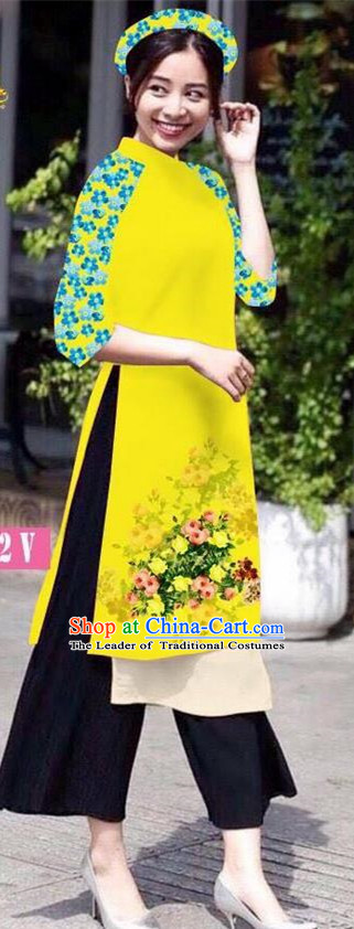 Traditional Top Grade Asian Vietnamese Jing Nationality Classical Ao Dai Dress, Vietnam National Bride Printing Peacock Yellow Short Cheongsam Costumes for Women