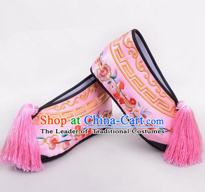 Chinese Ancient Peking Opera Young Lady Embroidered Wedding Shoes, Traditional China Beijing Opera Female Hua Tan Light Pink Embroidered Shoes