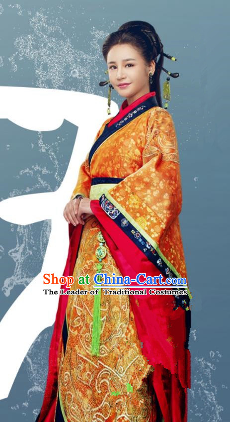 Traditional Chinese Qin Dynasty Palace Dowager Embroidery Costume and Headpiece Complete Set, The King Woman Chinese Ancient Imperial Consort Hanfu Dress