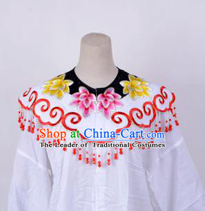 Traditional China Beijing Opera Young Lady Hua Tan Costume Princess Embroidered Red Cloud Shoulder, Ancient Chinese Peking Opera Diva Embroidery Cappa Clothing