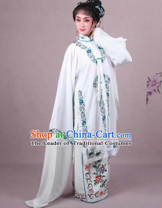 Top Grade Professional Beijing Opera Female Role Costume White Embroidered Cape, Traditional Ancient Chinese Peking Opera Diva Embroidery Clothing