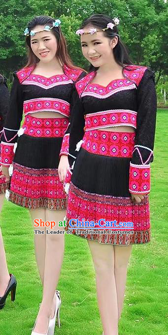 Traditional Chinese Miao Nationality Costume, Hmong Folk Dance Ethnic Black Pleated Skirt, Chinese Minority Nationality Embroidery Clothing for Women