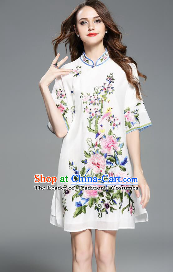 Top Grade Asian Chinese Costumes Classical Embroidery Peony White Dress Silk Cheongsam Upper Outer Garment, Traditional China National Embroidered Chirpaur Qipao for Women