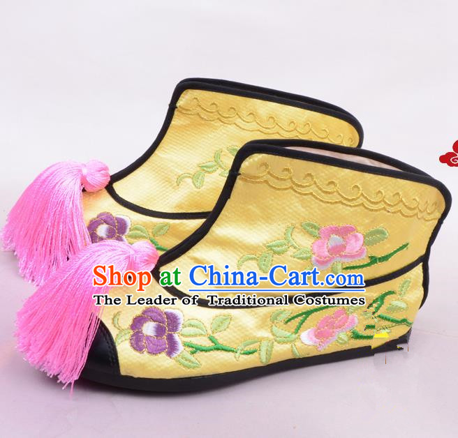 Traditional Beijing Opera Swordplay Embroidered Yellow Boots Young Lady Shoes, Ancient Chinese Peking Opera Blues Embroidery Peony Shoes