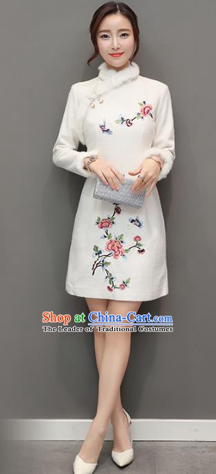 Traditional Chinese National Costume Hanfu Embroidered Butterfly Peony White Qipao Dress, China Tang Suit Cheongsam for Women