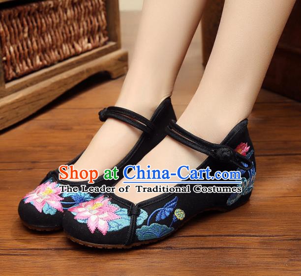 Traditional Chinese National Black Linen Embroidered Shoes, China Princess Shoes Hanfu Embroidery Lotus Shoes for Women