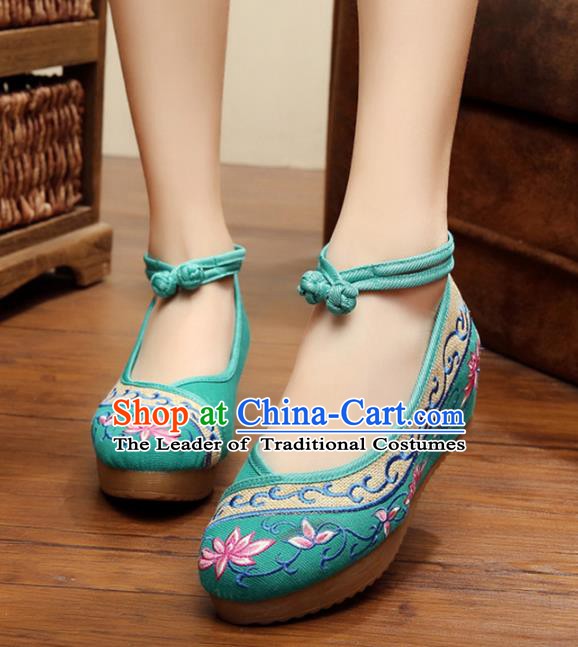 Traditional Chinese National Green Linen Embroidered Lotus Shoes, China Princess Shoes Hanfu Embroidery Shoes for Women