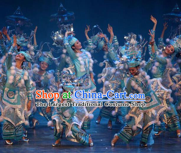 Traditional Chinese Fan Dance Folk Dance Costume Classical Yangko Dance Classical Dance Dress