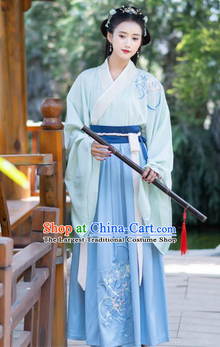 Chinese Ancient Jin Dynasty Swordswoman Costumes Embroidered Hanfu Dress for Women