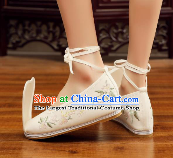 Chinese Ancient Traditional Embroidered Shoes Hanfu Beige Cloth Shoes for Women