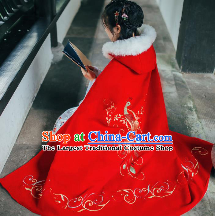 Chinese Traditional Costume Ancient Ming Dynasty Princess Embroidered Red Woolen Cloak for Women