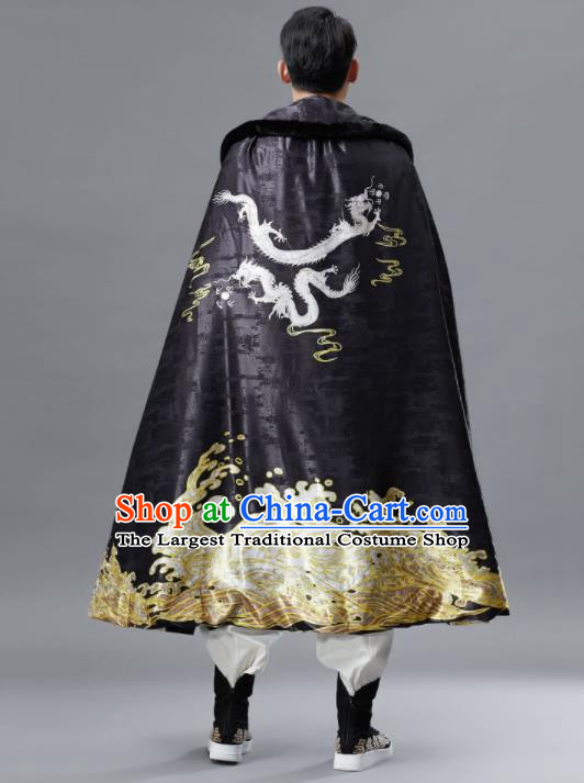 Chinese Traditional Ancient Swordsman Embroidered Costumes Black Cloak for Men