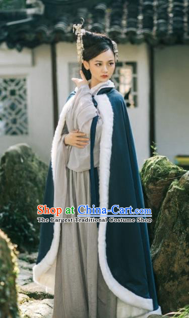 Chinese Traditional Costumes Ancient Hanfu Embroidered Atrovirens Woolen Cloak for Women