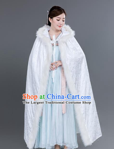 Chinese Traditional Costumes Ancient Princess Hanfu Thicken White Brocade Cloak for Women