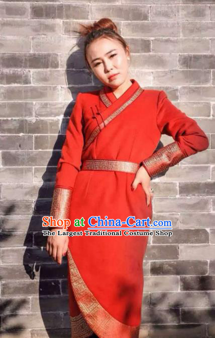 Chinese Mongol Minority Ethnic Costume Traditional Mongolian Red Woolen Coat for Women