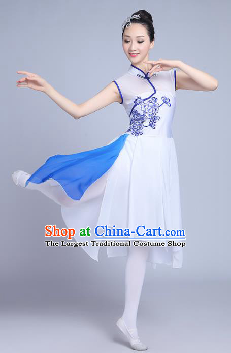 Chinese Traditional Classical Dance Costumes Folk Dance Umbrella Dance White Dress for Women