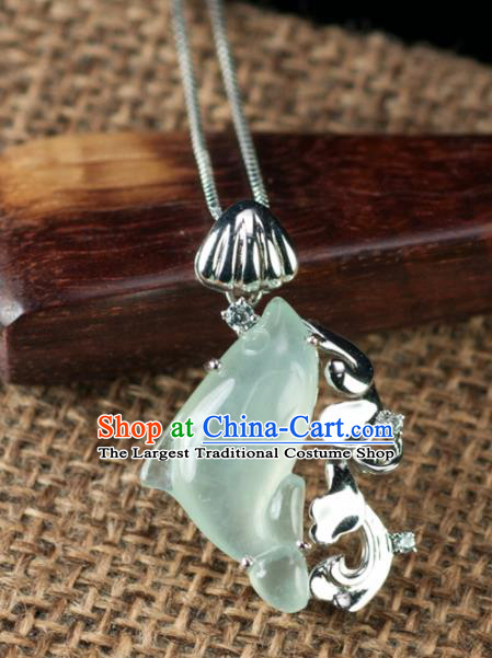 Chinese Traditional Jade Jewelry Accessories Ancient Hanfu Jadeite Dolphin Necklace for Women