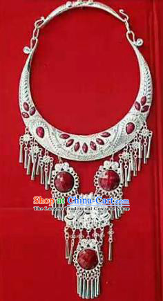 Chinese Traditional Dong Nationality Sliver Red Necklace Ethnic Wedding Jewelry Accessories for Women