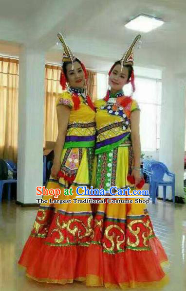 Chinese Traditional Yi Nationality Costumes Folk Dance Yellow Dress and Hat for Women