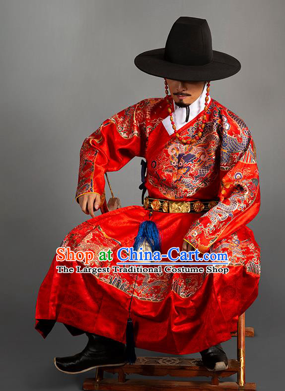 Chinese Traditional Ming Dynasty Blades Clothing Ancient Imperial Guards Embroidered Red Costumes for Men