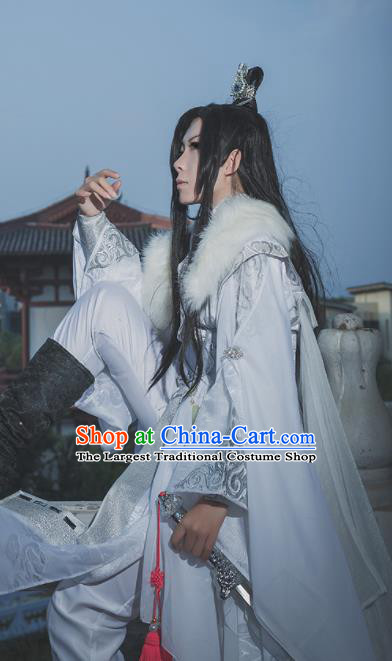 Chinese Ancient Cosplay Swordsman White Costumes Traditional Nobility Childe Hanfu Clothing for Men