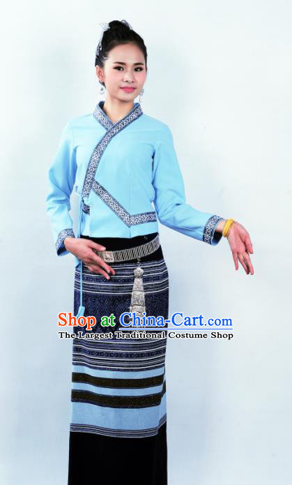 Asian Chinese Ethnic Costumes Traditional Dai Nationality Folk Dance Blue Blouse and Black Skirt for Women