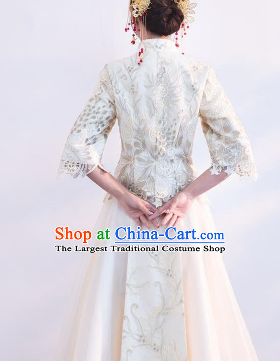 Chinese Traditional Embroidered Wedding Costumes White Xiuhe Suits Ancient Bride Dress for Women