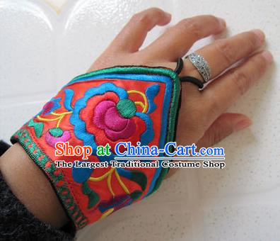 Chinese Traditional National Wristlet Accessories Ethnic Embroidered Bracelet for Women