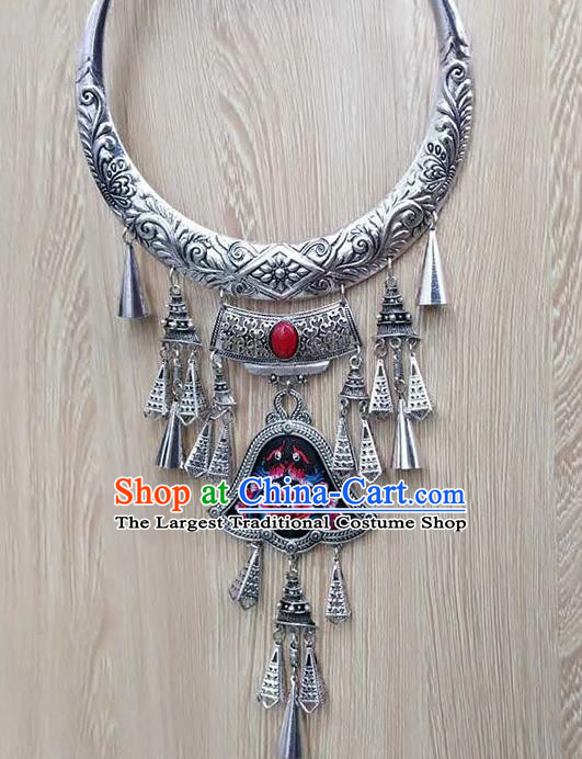 Chinese Traditional Minority Embroidered Black Carving Necklace Ethnic Folk Dance Accessories for Women