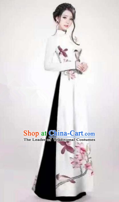 Asian Vietnam Palace Costume Vietnamese Trational Dress Painting Flowers White Ao Dai Cheongsam Clothing for Women