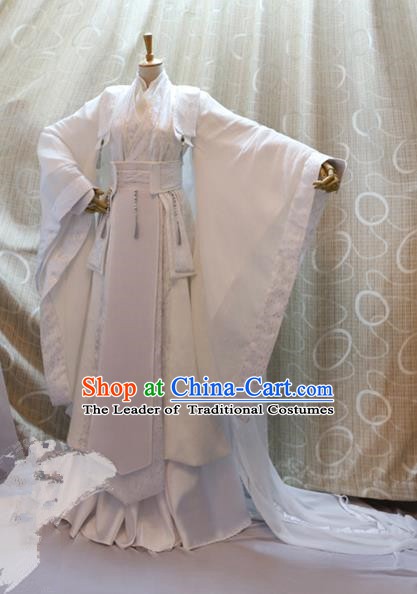 China Ancient Cosplay Swordswoman Clothing Traditional Tang Dynasty Palace Princess White Dress for Women