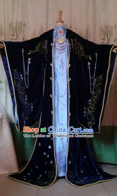 Traditional China Ancient Cosplay Swordsman Queen Costume Fancy Embroidered Dress for Women