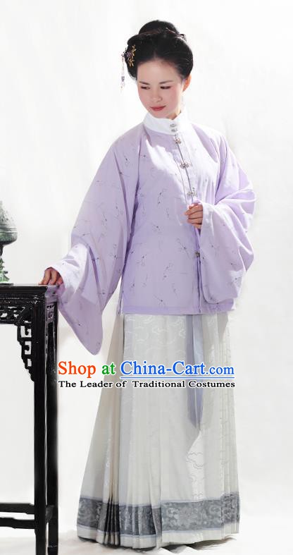 China Ancient Ming Dynasty Dowager Hanfu Costume Blouse and Horse-face Skirt for Women