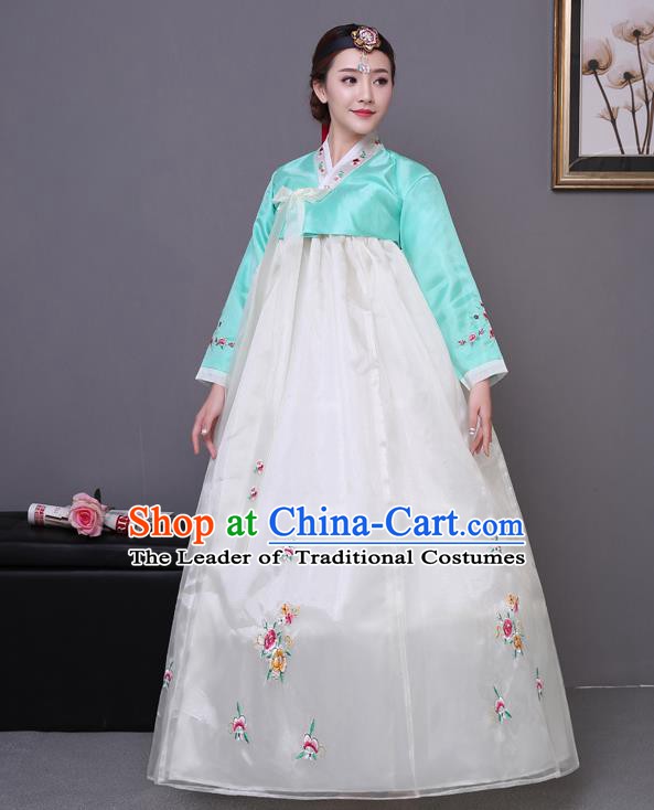 Asian Korean Court Costumes Traditional Korean Bride Hanbok Clothing Green Blouse and White Dress for Women