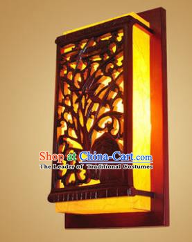 China Handmade Wood Wall Lanterns Carving Palace Lantern Ancient Lanterns Traditional Lamp