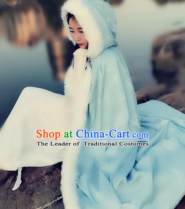 Chinese Ancient Ming Dynasty Princess Costume Green Long Cloak for Women