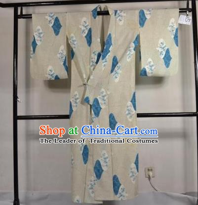 Japanese Traditional Male Kimono Clothing White Satin Haori Kimonos Yukata Robe for Men