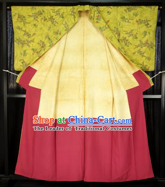 Japanese Traditional Formal Costume Printing Yellow Haori Hakama Kimono Apparel Yukata Costume for Men