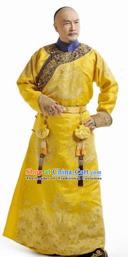 Chinese Qing Dynasty Emperor Kangxi Historical Costume Ancient Manchu Imperial Robe Clothing for Men