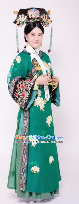 Chinese Ancient Qing Dynasty Imperial Consort Hui of Kangxi Embroidered Replica Costumes for Women