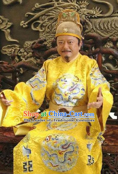 Traditional Chinese Ancient Ming Dynasty First Emperor Zhu Yuanzhang Costume for Men
