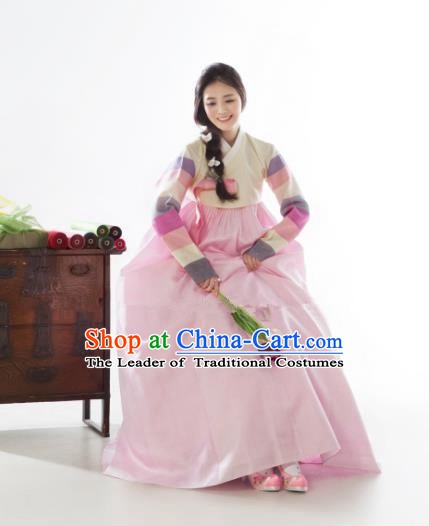 Korean Traditional Bride Hanbok Formal Occasions Beige Blouse and Pink Dress Ancient Fashion Apparel Costumes for Women