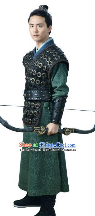 Ancient Chinese Song Dynasty Hunter Swordsman Embroidered Replica Costume for Men