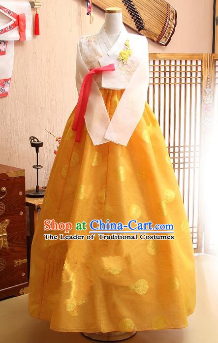 Korean Traditional Tang Garment Hanbok Formal Occasions White Blouse and Yellow Dress Ancient Costumes for Women