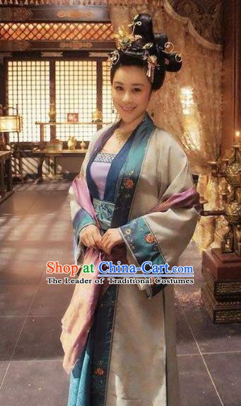 Chinese Song Dynasty Princess Embroidered Dress Ancient Palace Lady Replica Costume for Women